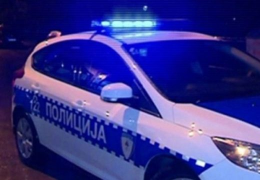 Teška nesreća na autoputu 9. januar kod Prnjavora: Autom sletio sa nadvožnjaka