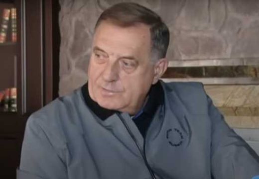 Dodik: Most u Gradišci privremeno otvoren na 100 godina