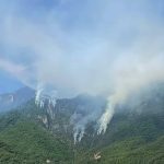 Požar u Jablanici i dalje aktivan: Gori borova šuma