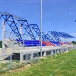 Izbjegnuta tragedija: Srušio se dio krova na stadionu kod Brčkog