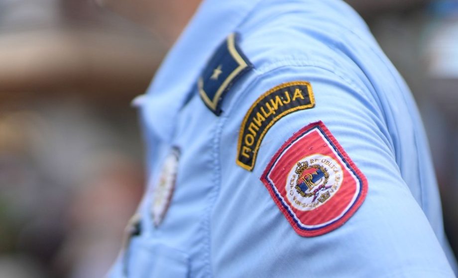 policija