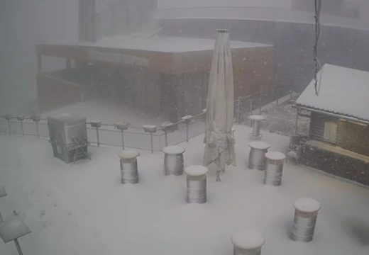 Snijeg pao kod Zagreba: Nevrijeme zadesilo Hrvatsku, prizori šokirali region (Video)