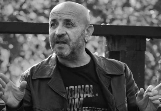 Iza sebe ostavio dvije kćerke i sina: U Bijeljini sahranjen novinar Darko Terzić