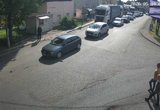 Novi sistem EU pokrenuo haos na granici: I danas kilometarske kolone