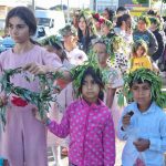 Bacanje vjenčića za zdravlje, sreću i dug život: Bijeljinski Romi tradicionalno obilježavaju Đurđevdan (Foto)