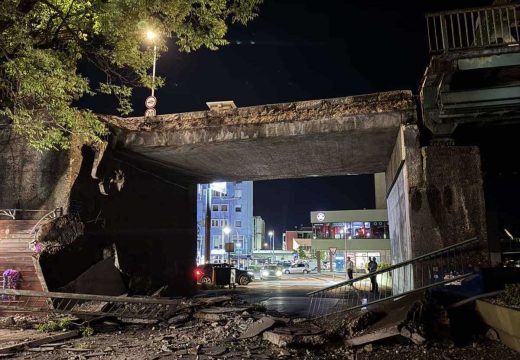 Obrušio se dio mosta u Gradišci: Zatvoren granični prelaz (Foto)