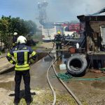 Vatra ugašena: Lokalizovan požar u Bijeljini, intervenisalo devet vatrogasaca (Foto)