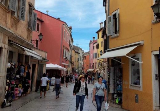 Manji pritisak na lokalno stanovništvo: Popularni grad na Jadranu uvodi ograničenja zbog turista
