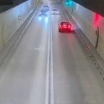Opasno preticanje u tunelu zgrozilo region: Tragedija izbjegnuta za dlaku (Video)