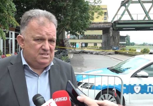 “BH Novinari”: Nedopustivo ponašanje Zorana Adžića prema novinarki Micro mreže