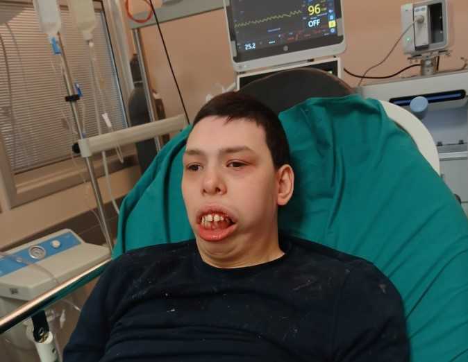  vodi tešku bitku