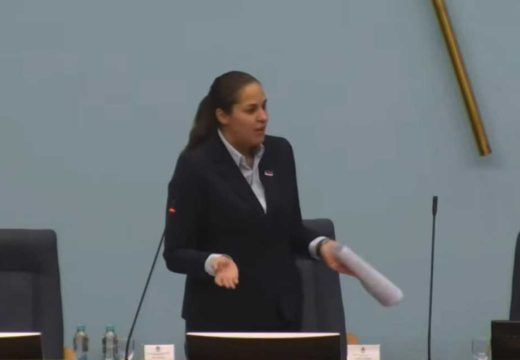 RS: Anja Ljubojević “locirala” probleme u saobraćaju; “Instruktori u Banjaluci ne znaju voziti” (Video)