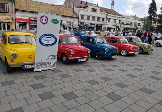 Jugonostalgija na točkovima: Drugi skup popularnih „fića“ u Bijeljini