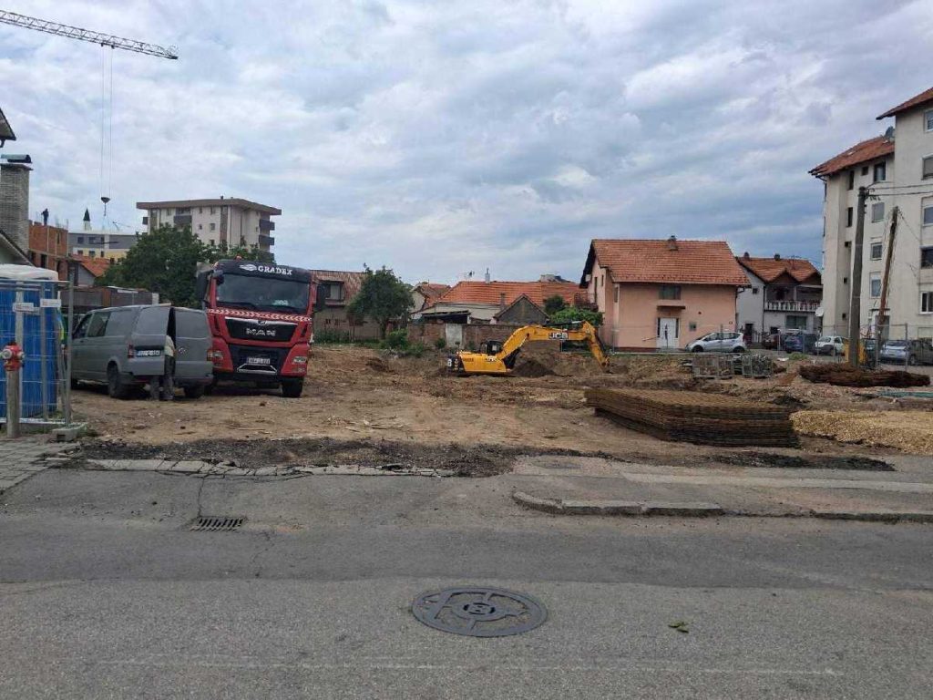 Bijeljina: Gdje god se nađe slobodan plac, niče nova zgrada (Foto)