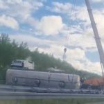 Autoput 9. januar: Prevrnuta cisterna i dalje blokira saobraćaj, kolone na autoputu kilometarske (Video)