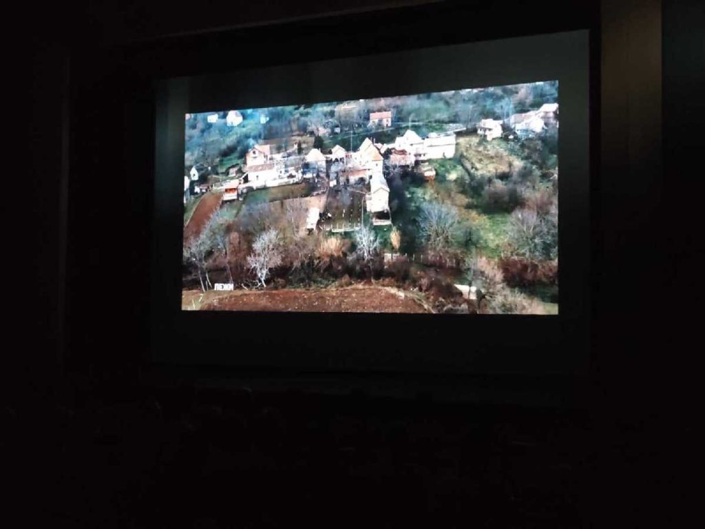 Centar za kulturu „Semberija“: Premijerno prikazan dokumentarni film „Djeca Bradine“