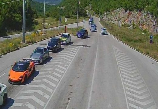 Počela sezona, krenule gužve: Kolone na izlazu iz BiH