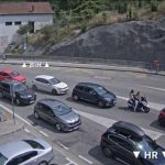 Višesatna čekanja prema Jadranu: Gužve na graničnim prelazima između BiH i Hrvatske