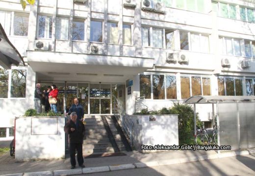 Ljekari porodične medicine “zavezanih ruku“: Ograničenja u propisivanju lijekova stvaraju pritisak