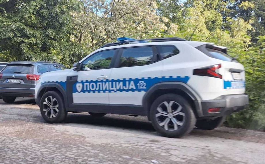 policija