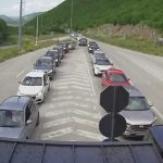 Naoružajte se strpljenjem: Kilometarske kolone na više graničnih prelaza