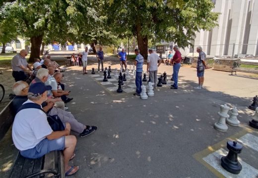 Spas od toplotnog udara: Apel poznatog meteorologa za roditelje i starije