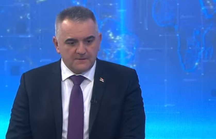 Minić
