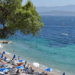 Drama na plaži u Hrvatskoj: Žena prestala da diše, spasili je policajci