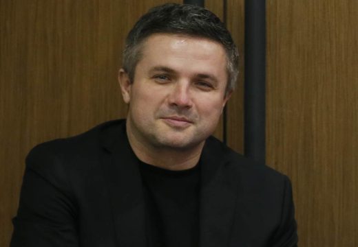 Komemoracija Edinu Avdiću: Dirljiv oproštaj Dejana Bodiroge, velikani se poklonili legendarnom komentatoru