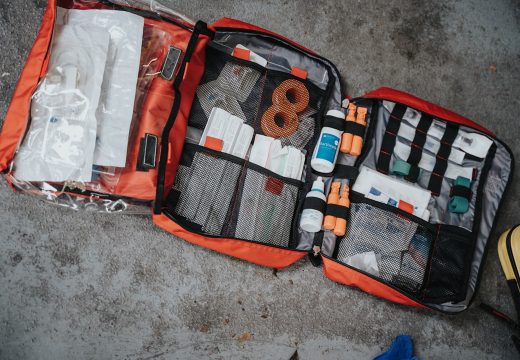 Putna apoteka: Šta je neophodno ponijeti na putovanje?