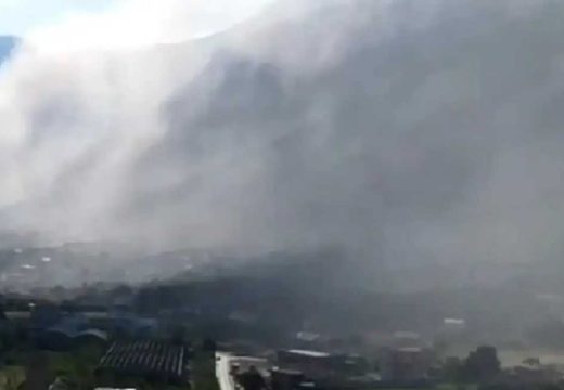 Veliki oblak dima: Deponija kod Mostara ponovo gori (Video)
