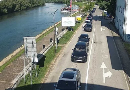 RS: Granični prelaz u Kozarskoj Dubici dobio stalni međunarodni status