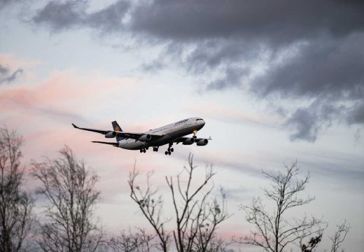 Drama iznad Sarajeva: Avion upao u vrtlog, petoro povrijeđenih