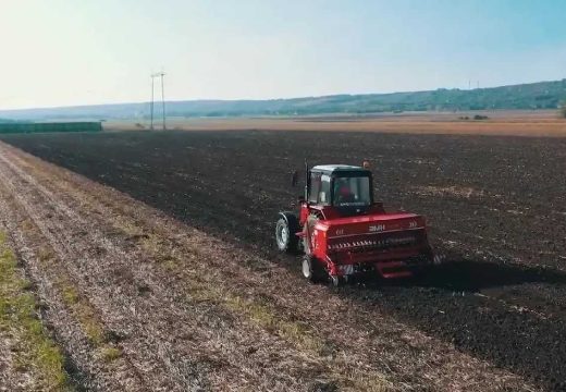 Poljoprivreda: Veliko interesovanje za traktore “Belarus”