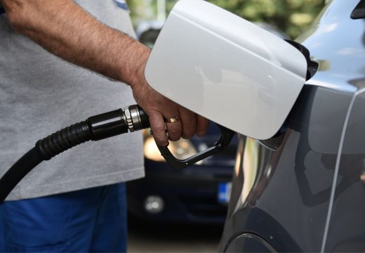 Stvara se efekat straha: Šta je dovelo do novog rasta cijena goriva u RS?
