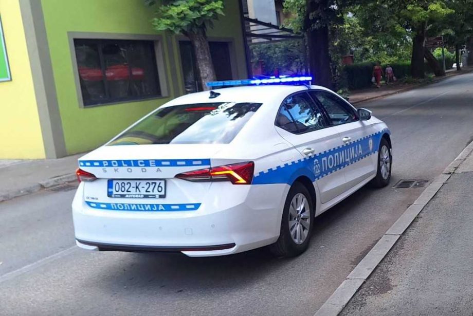 Policija