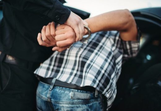 Tuzla: Uhapšen seksualni manijak iz Ugljevika, eksplicitnim snimcima uznemiravao žene