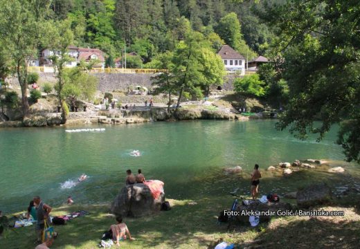 Od sutra sunce opet nemilosrdno prži: Evo kolike će biti temperature i šta o svemu kaže Nedim Sladić