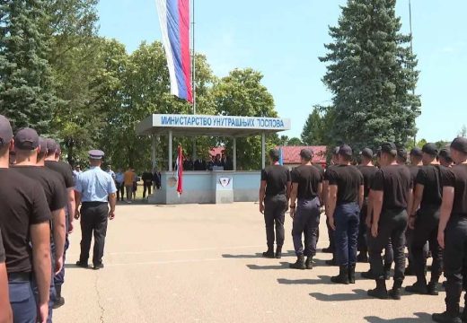 RS: Potpisani ugovori sa kadetima i uručeni ključevi novih vozila SAJ-u i Žandarmeriji