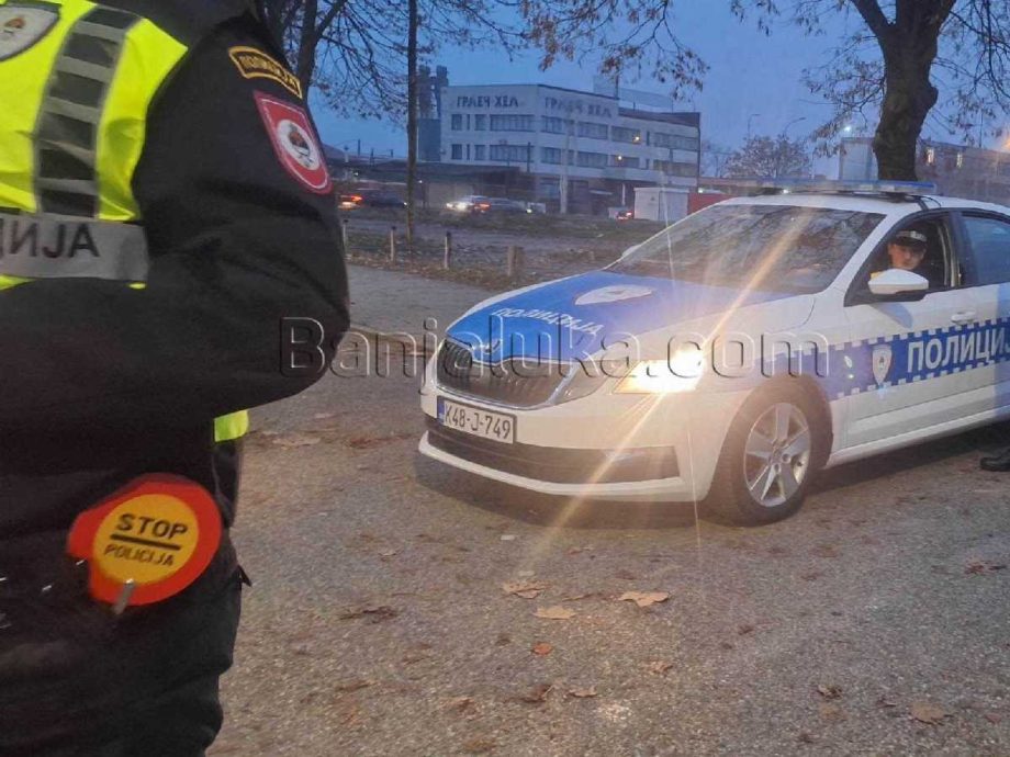 policija