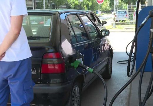 Region: Ina i Petrol ograničili točenje goriva
