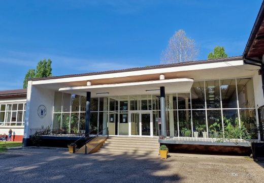 Novo grijanje, dron i pametni plastenik: Dvije velike investicije za Poljoprivrednu i medicinsku školu u Bijeljini