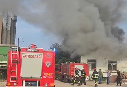 Modriča: Požar uspješno lokalizovan (Foto)