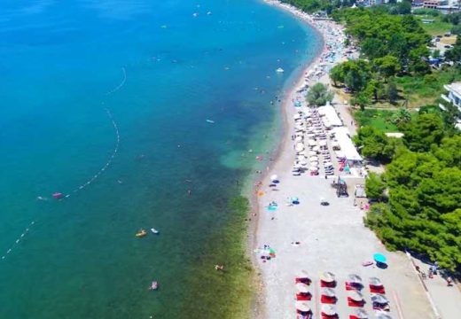 Zabranjeno kupanje: Crvene zastavice na više crnogorskih plaža