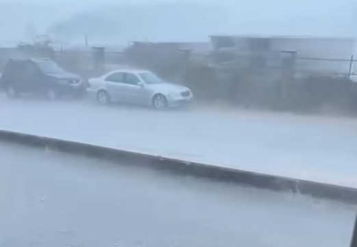 BiH: “Superćelijska” oluja protutnjala Hercegovinom (Foto/Video)