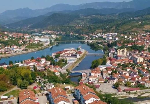 RS: Gost iz Dubaija izgubio torbicu, Višegrad ga oduševio poštenjem