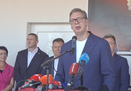 Vučić: Drvar uvijek može da računa na Srbiju