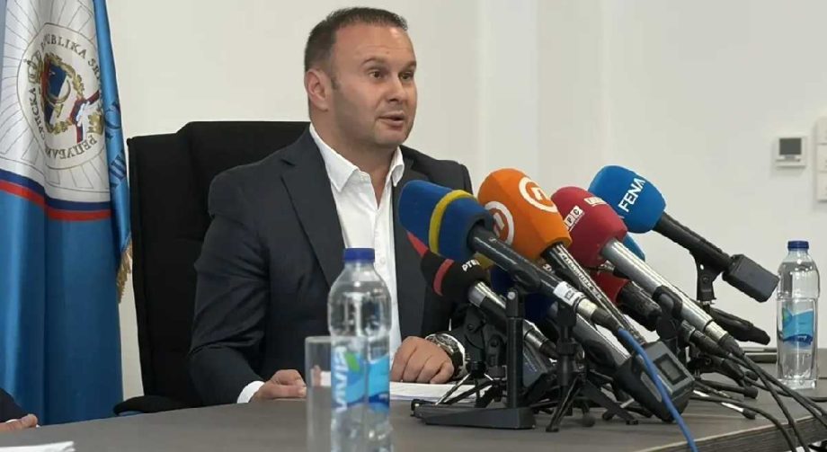 Ćosić