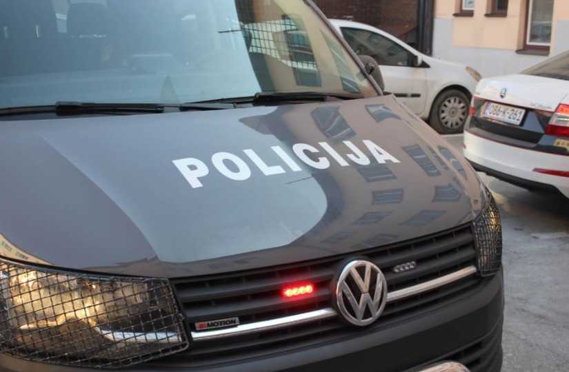 Policija