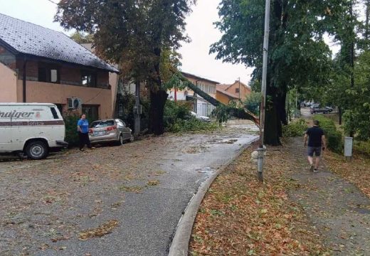 Velika šteta od oluje u Prnjavoru: Prikupljaju se zahtjevi za procjenu